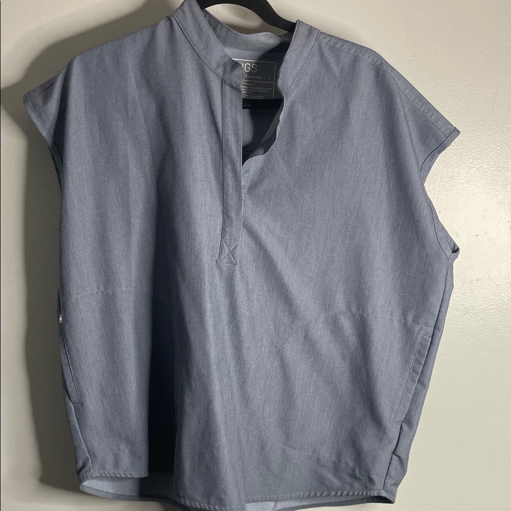 Figs Men's Casual Button Down Shirt in Light Blue